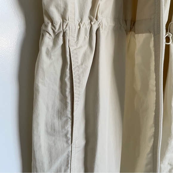 Uniqlo U Light Long Zip Up Jacket XS - Picture 8 of 9